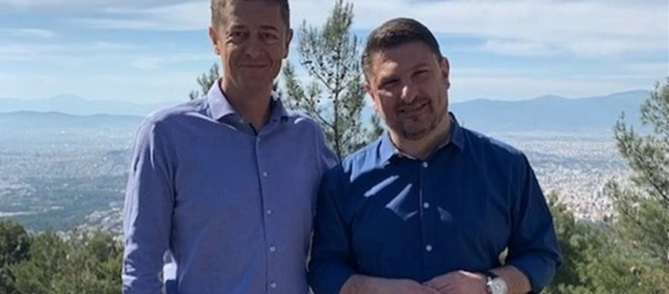 Χαρδαλιάς - Σρόιτερ μόνο που δεν φιλήθηκαν: Δίπλα-δίπλα χωρίς μέσα προστασίας... για χάρη της φωτογραφίας (φωτό)